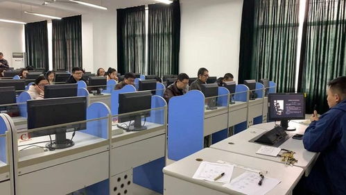 加強(qiáng)網(wǎng)絡(luò)安全意識(shí)，推動(dòng)軟件正版化——我校舉辦網(wǎng)絡(luò)信息安全與軟件正版化專(zhuān)題培訓(xùn)